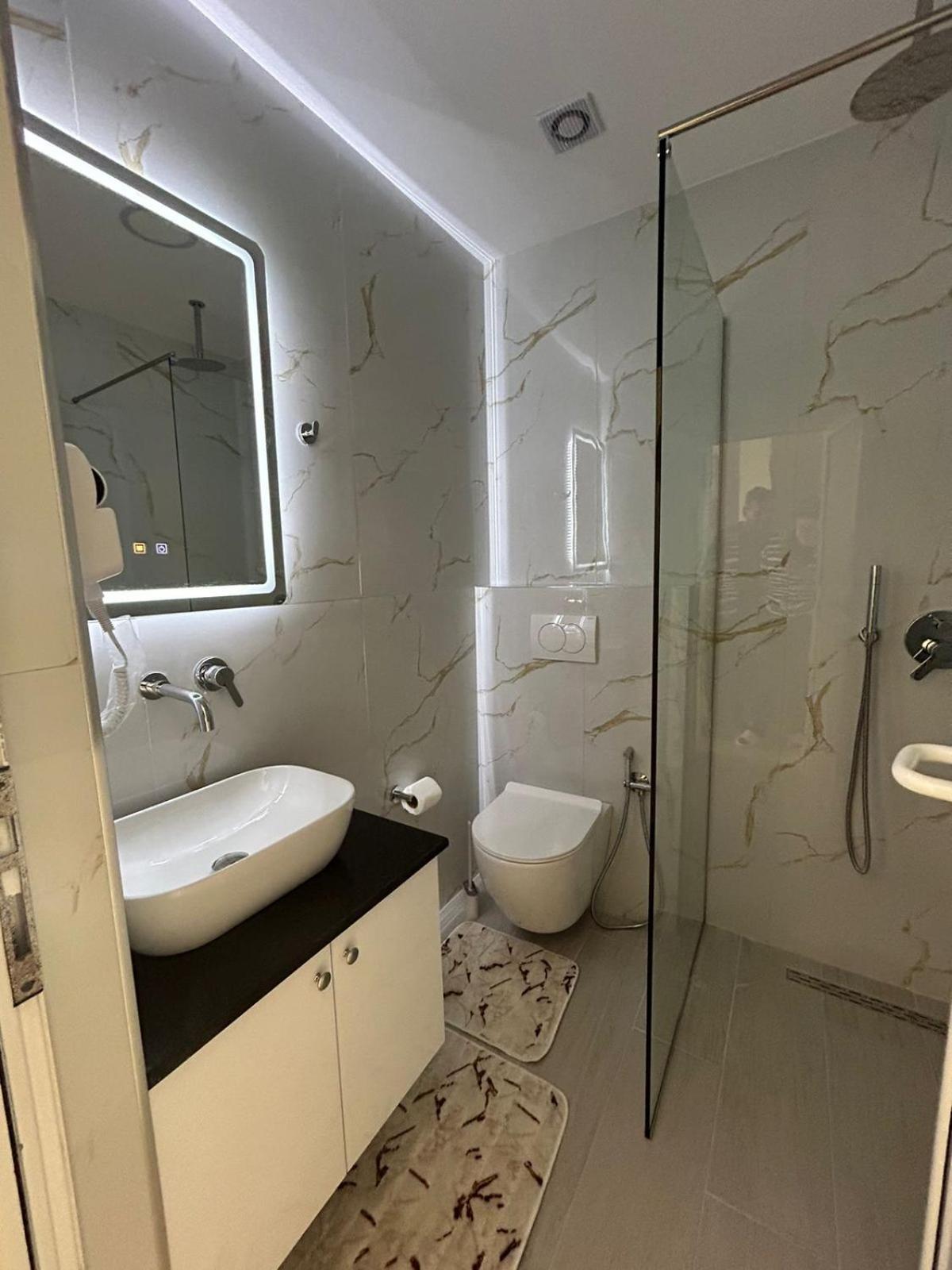 Caushi Apartments คซามิล ภายนอก รูปภาพ