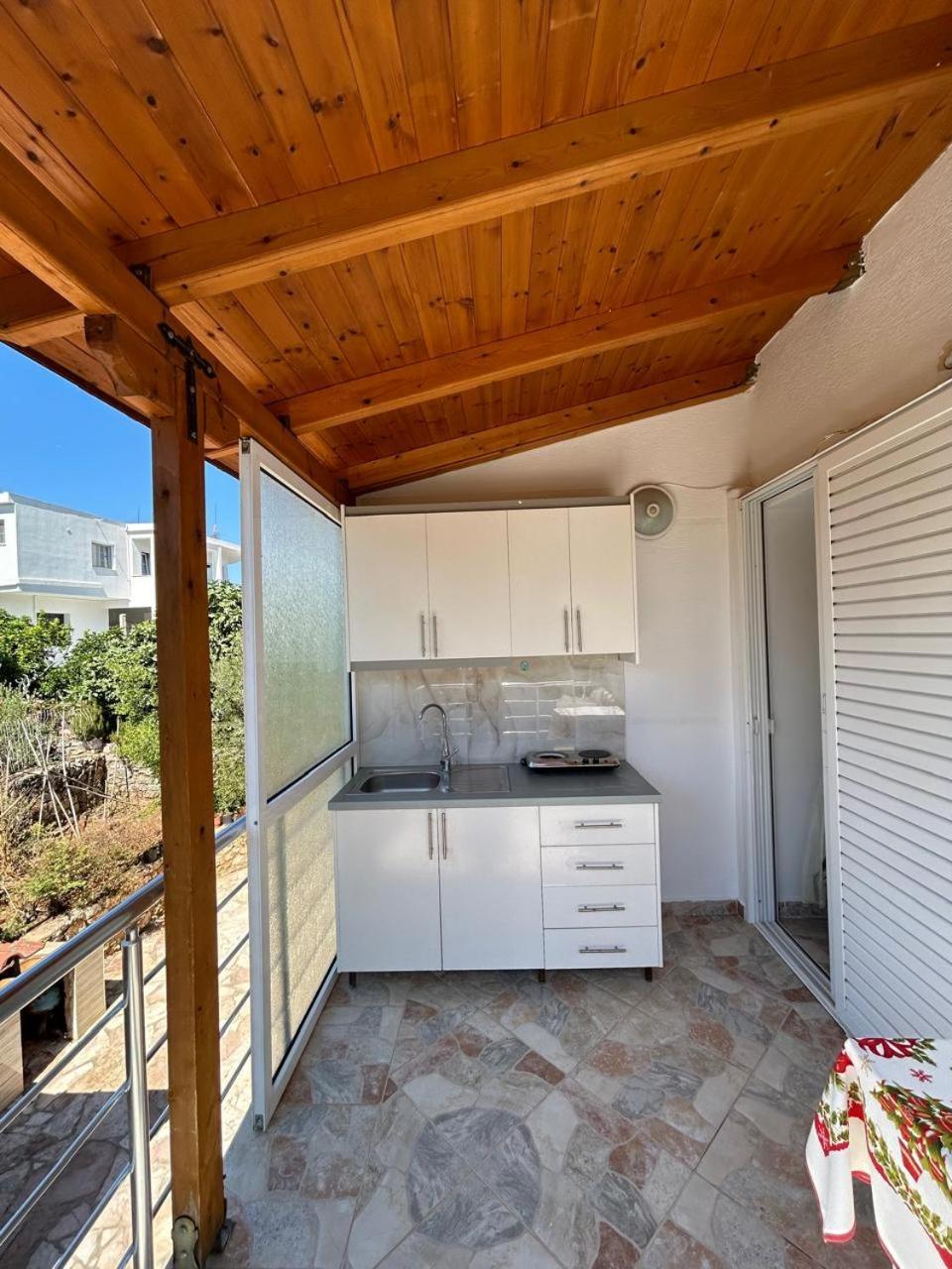 Caushi Apartments คซามิล ภายนอก รูปภาพ